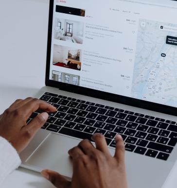 Turismo impulsiona guinada de acessos no e-commerce em julho, indica pesquisa da Conversion