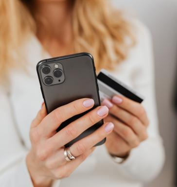 Hábito de consumo: do que as mulheres gostam na internet