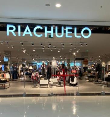 Riachuelo inaugura flagship em Curitiba