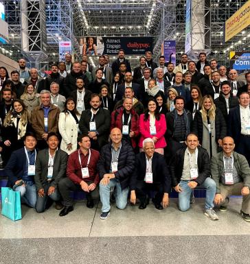 FGVcev marca presença na NRF 2023 com delegação de quase 100 executivos e empresários do setor varejista