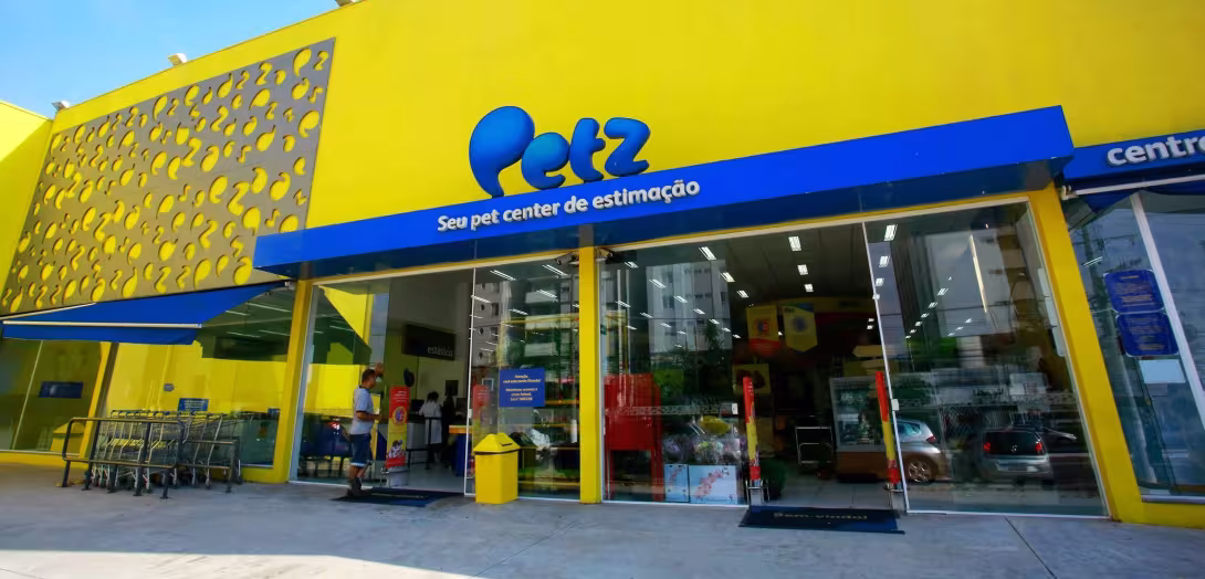 Petz compra Zee.Dog por R$ 715 milhões