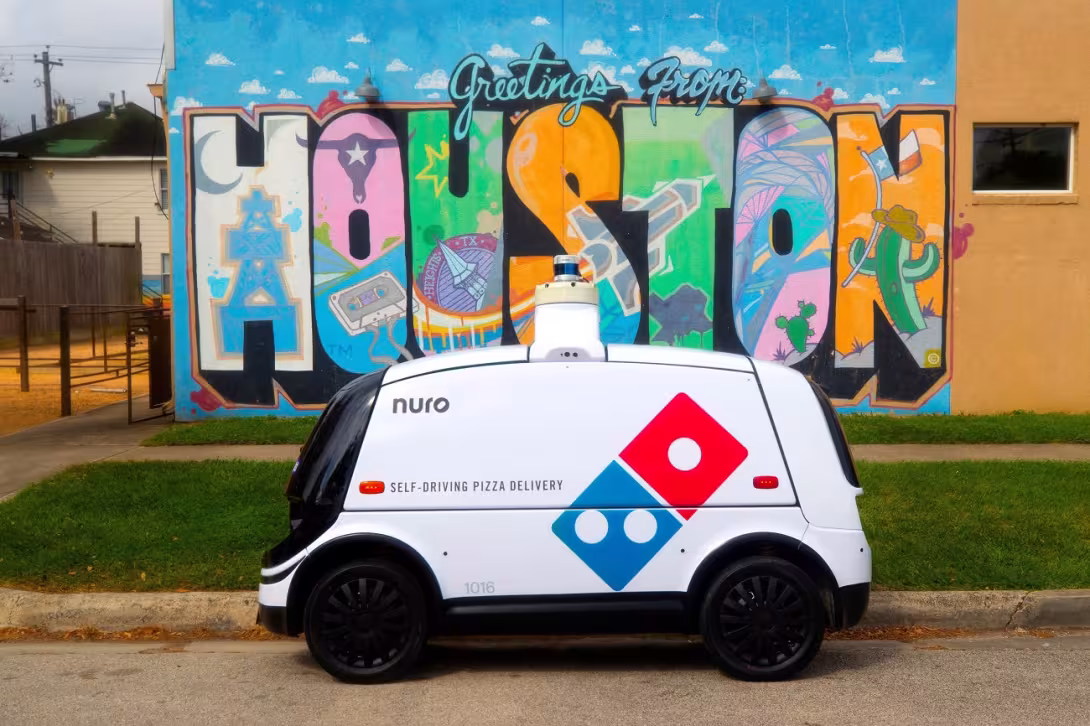 Domino’s começa a usar robôs autônomos para entregar pizza