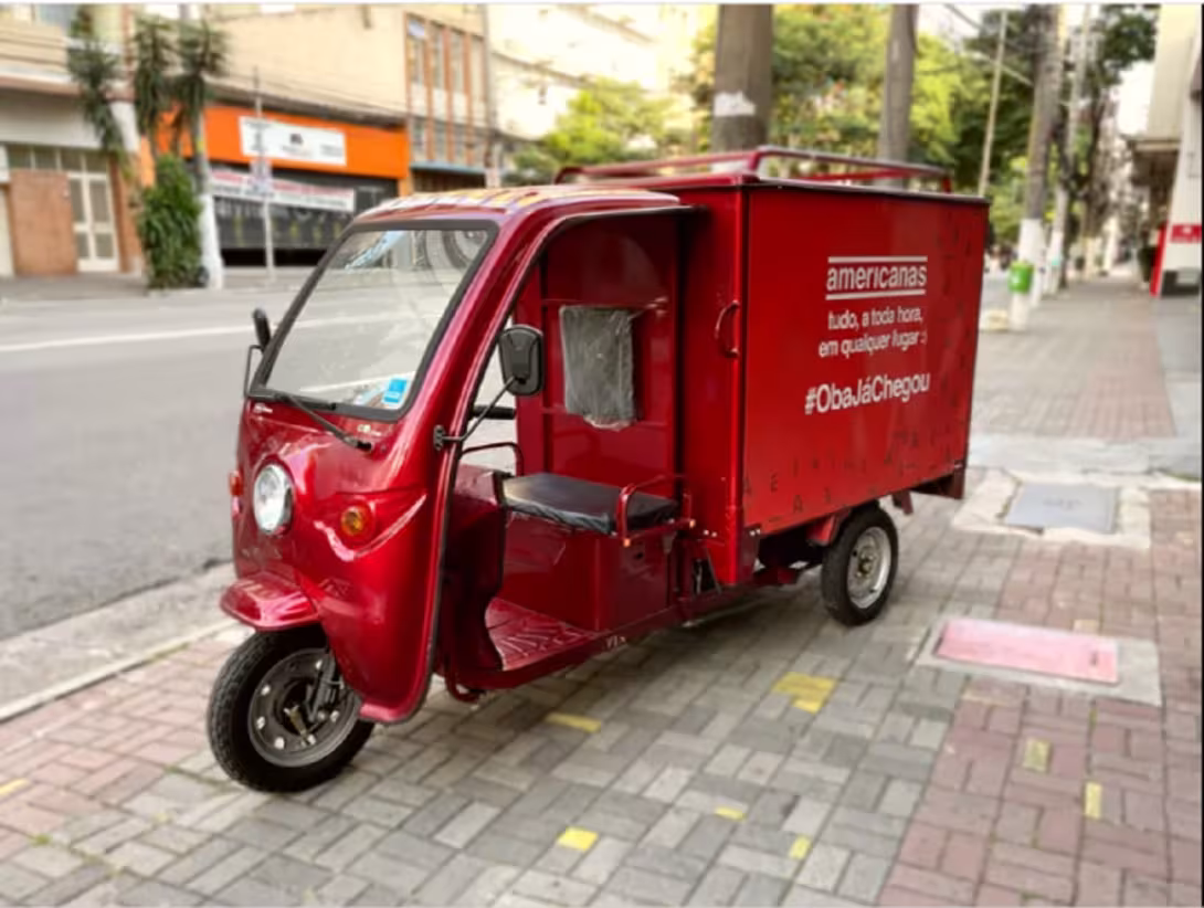 Varejistas aumentam frota de tuk-tuk e bicicleta para pequenas entregas